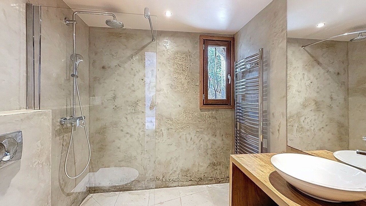 Photo of Bathroom in Corbara