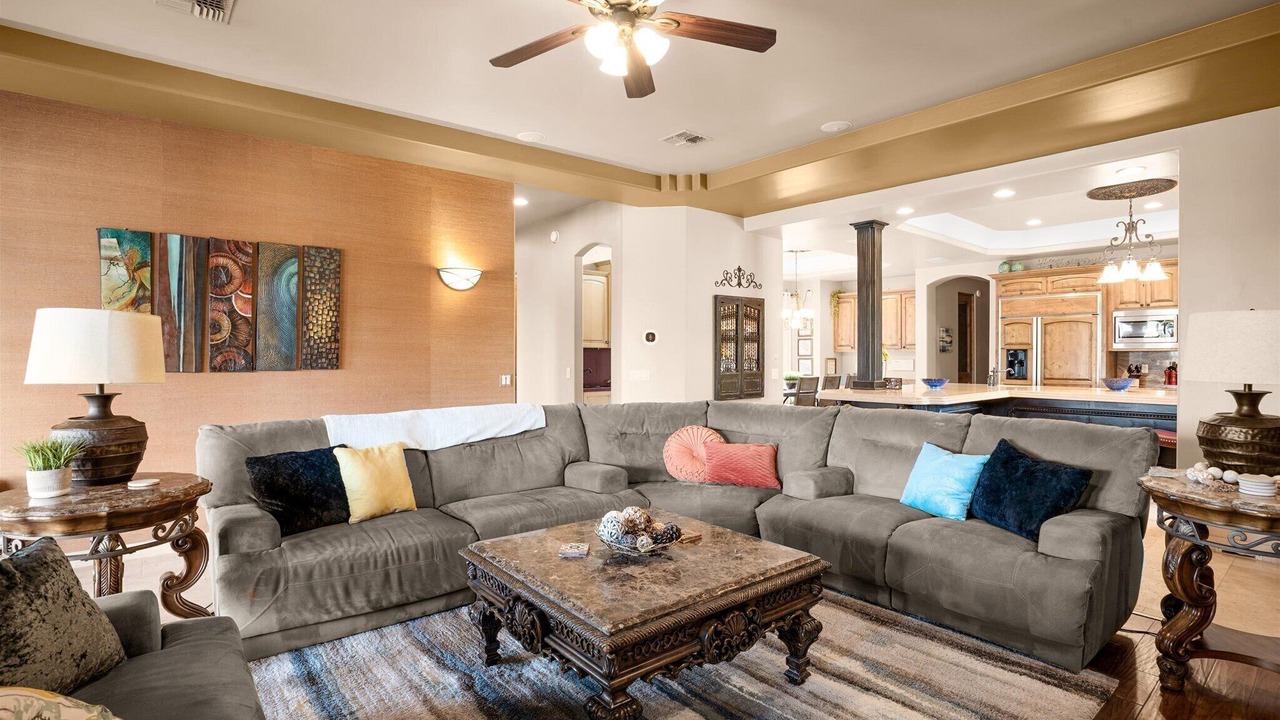 Photo of Livingroom in East Mesa