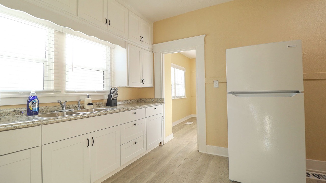 Photo of Kitchen in Roosevelt