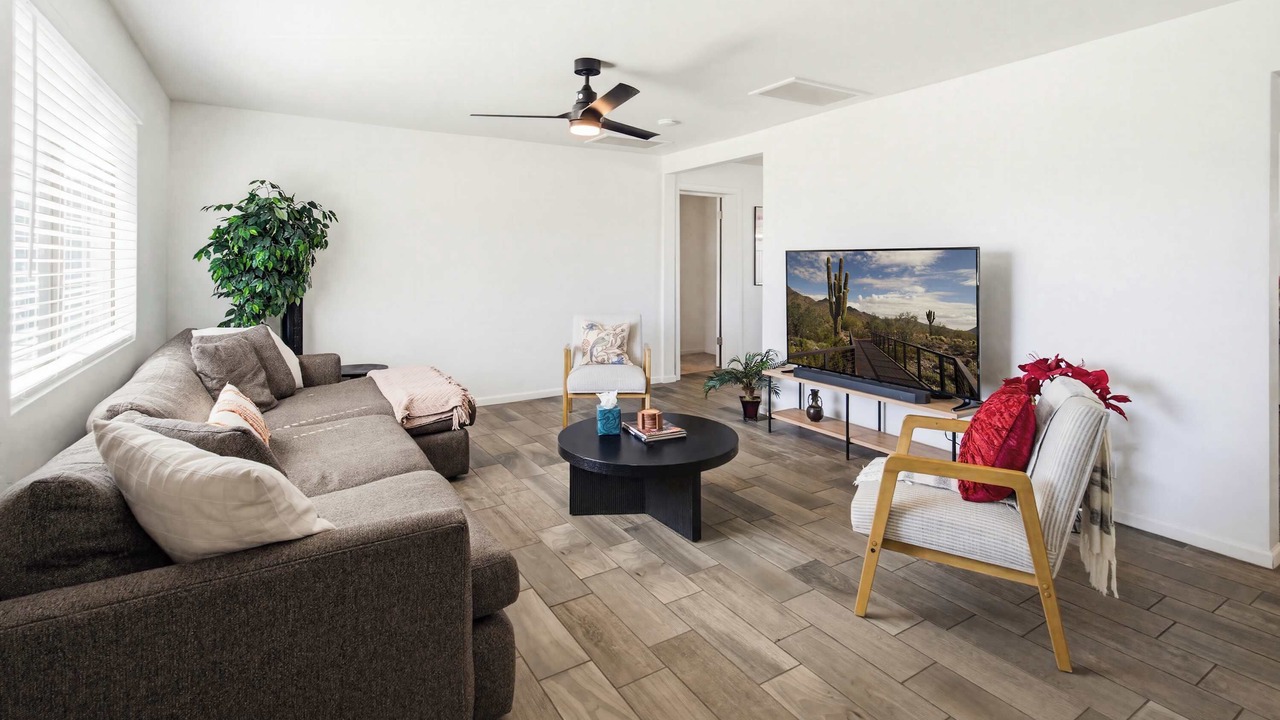 Photo of Livingroom in Tempe