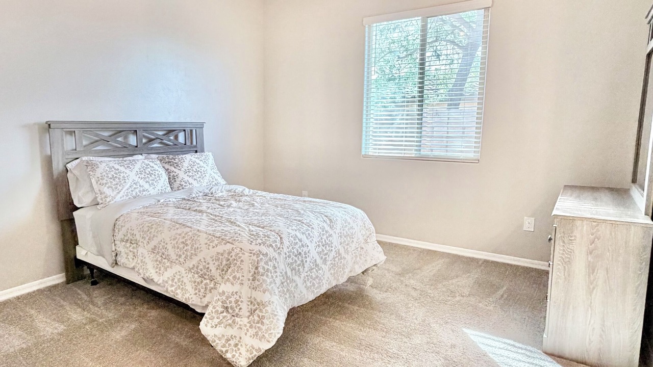 Photo of Bedroom in Dove Mountain