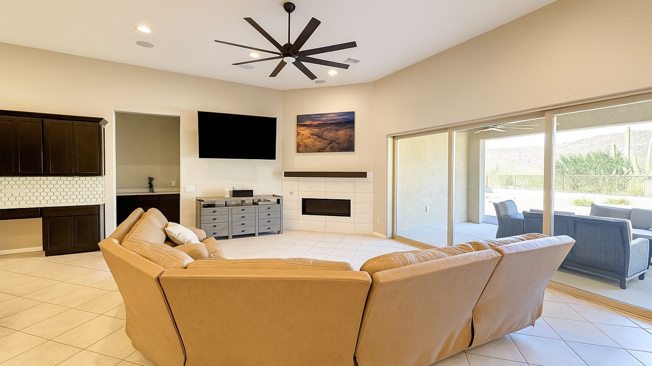 Photo of Livingroom in Dove Mountain