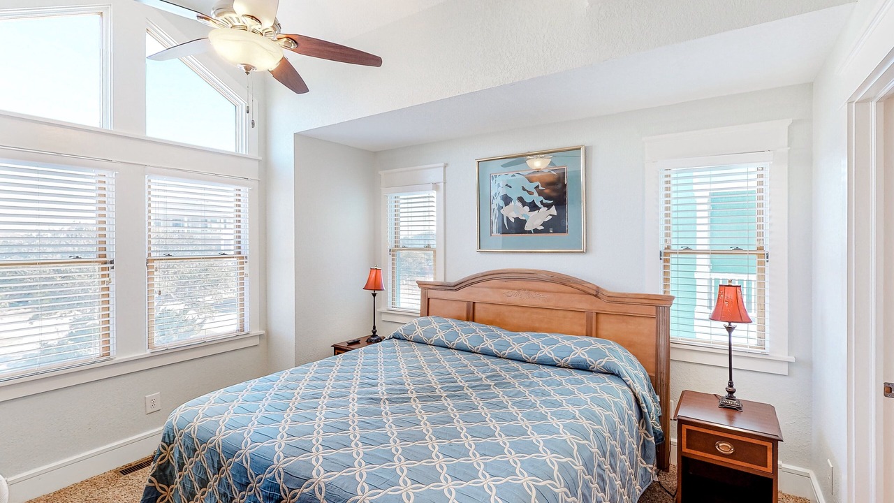 Photo of Bedroom in Avon