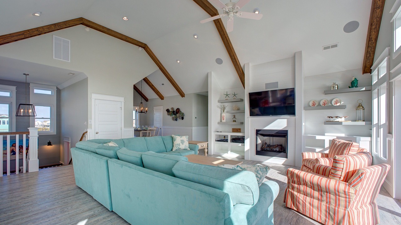 Photo of Livingroom in Avon