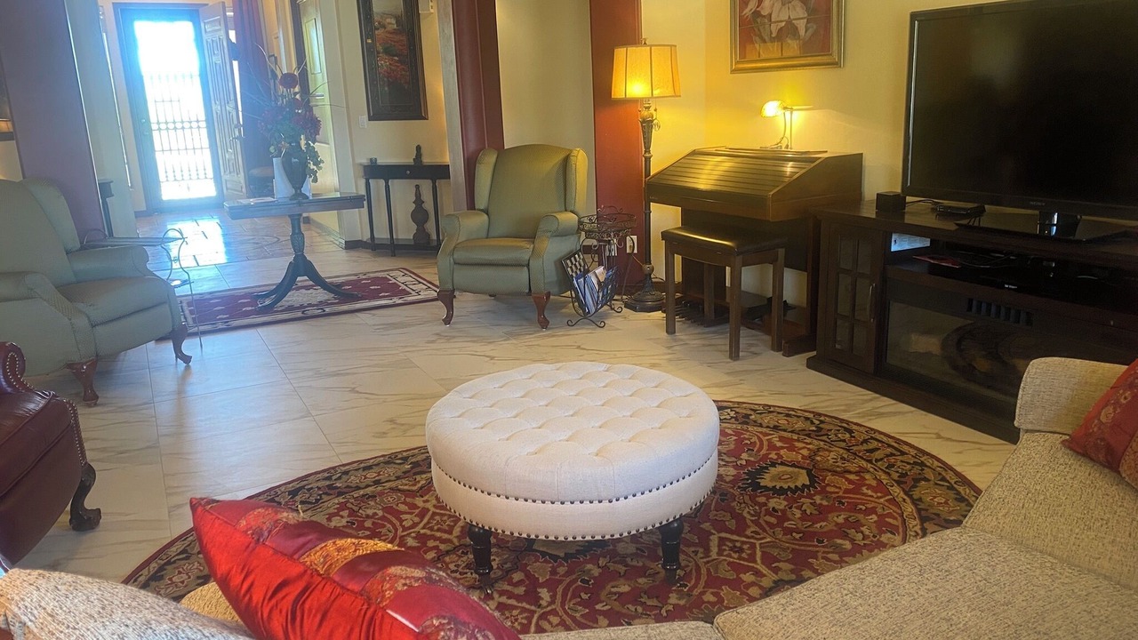 Photo of Livingroom in Saddlebrooke