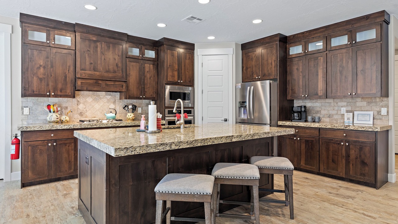 Photo of Kitchen in Hurricane