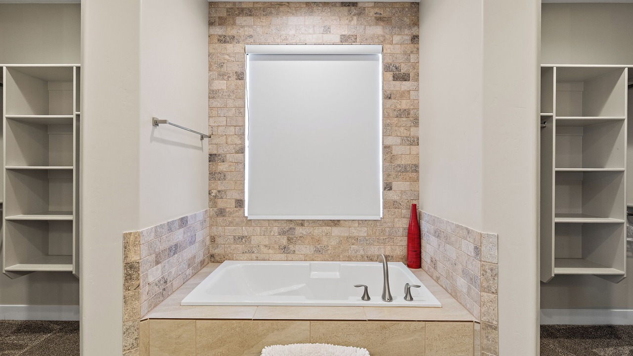 Photo of Bathroom in Hurricane