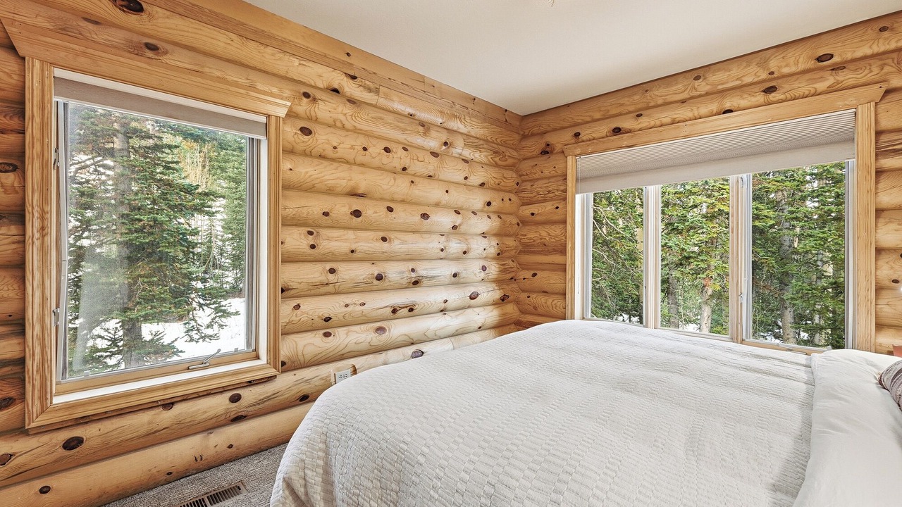Photo of Bedroom in Brian Head