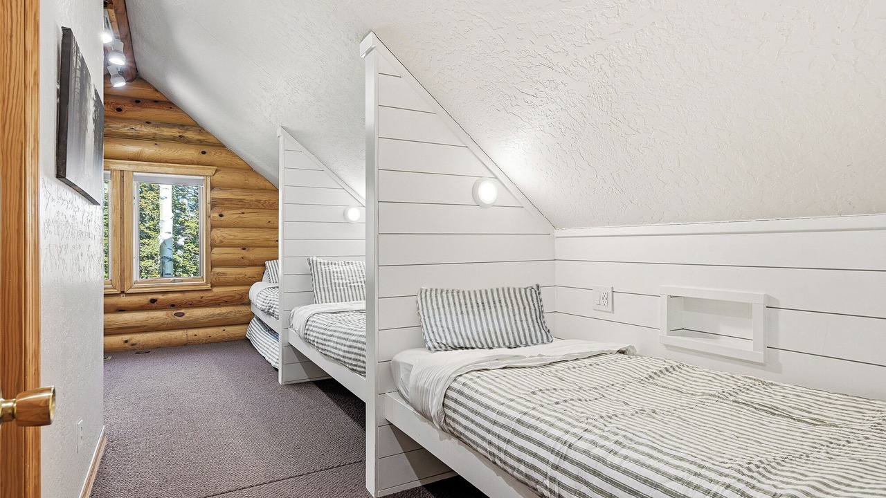 Photo of Bedroom in Brian Head