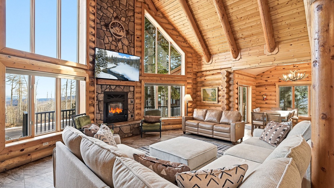 Photo of Livingroom in Brian Head