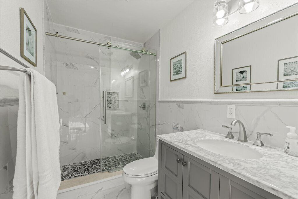 Photo of Bathroom in Cloverdale