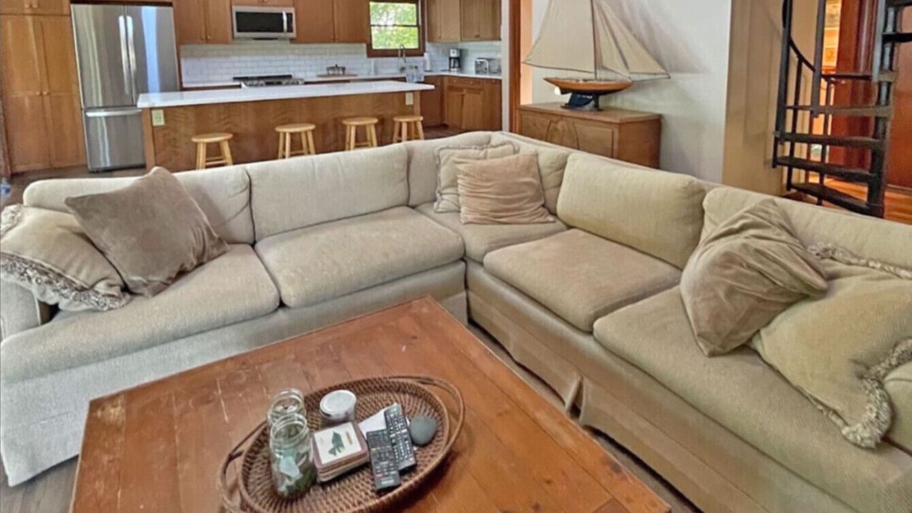 Photo of Livingroom in Kelleys Island