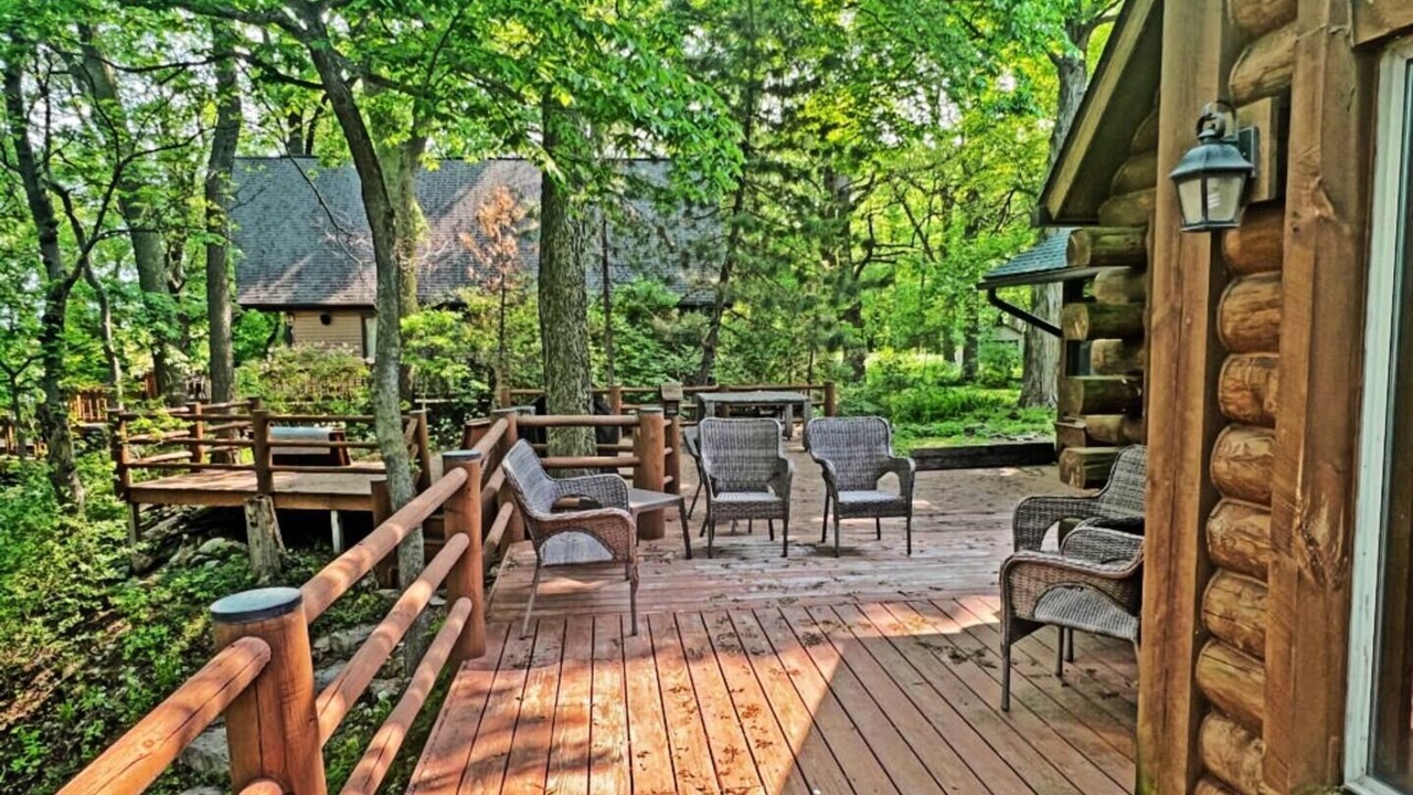 Photo of Patio Balcony in Kelleys Island