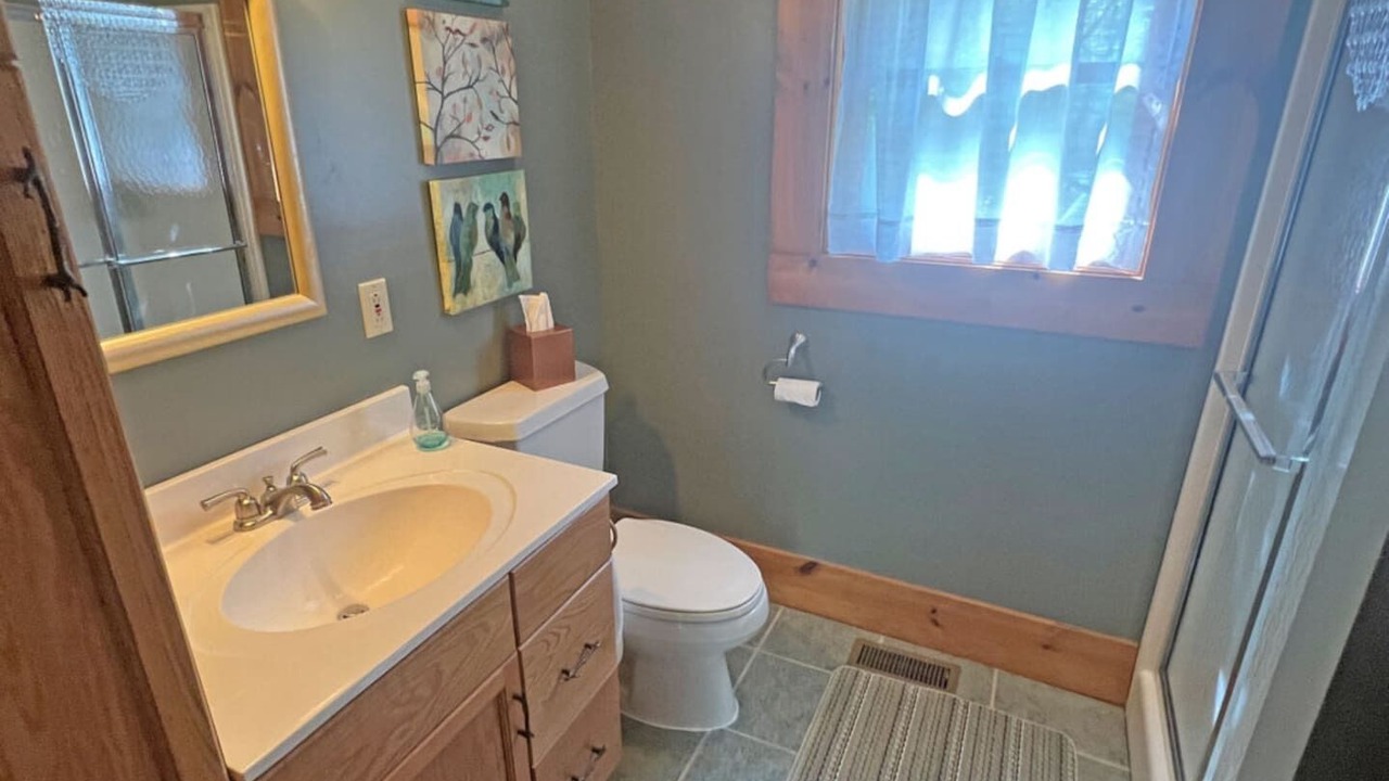 Photo of Bathroom in Kelleys Island