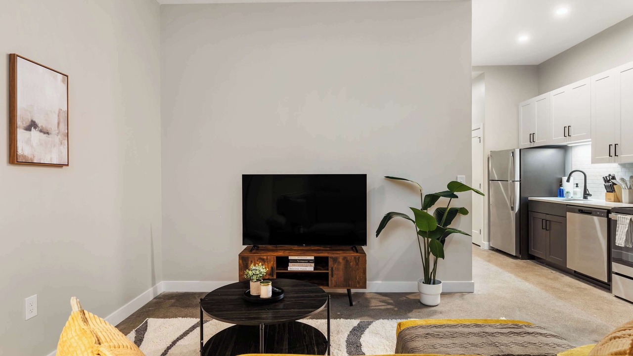 Photo of Livingroom in Downtown Cincinnati