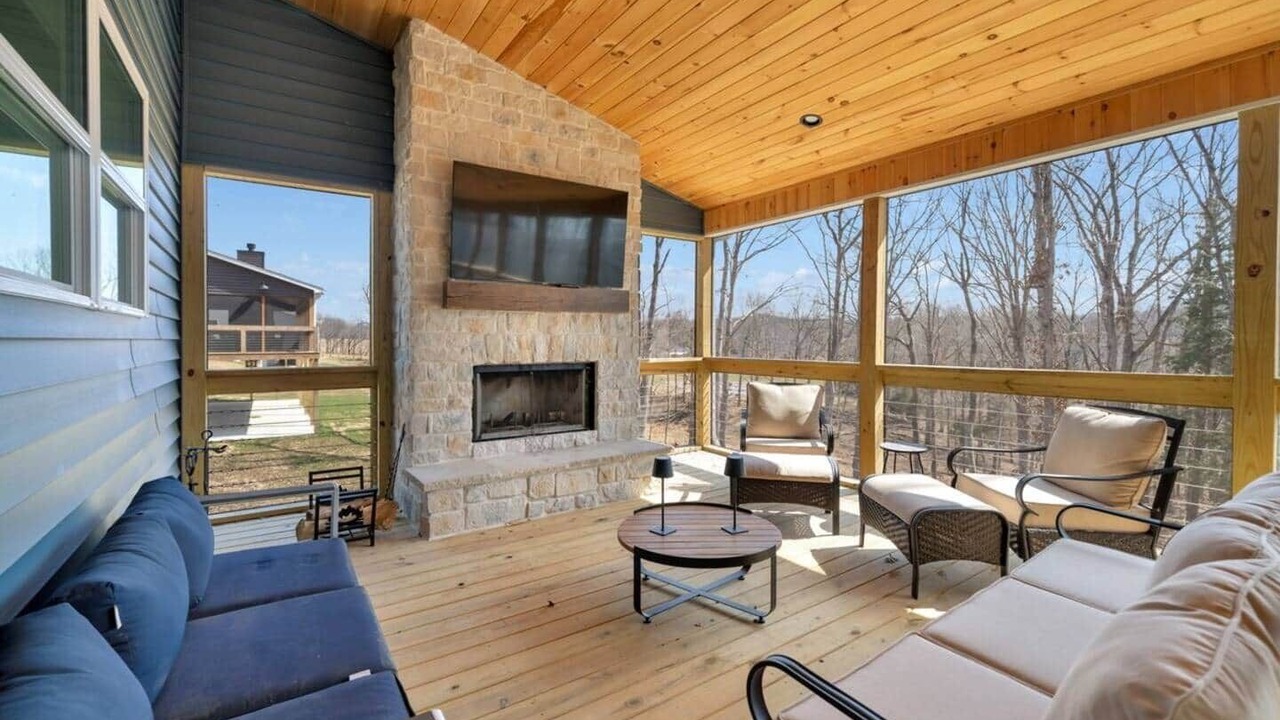 Photo of Livingroom in Clarkson