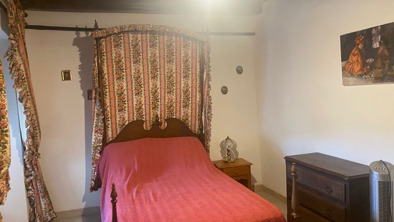 Photo of Bedroom in Luri
