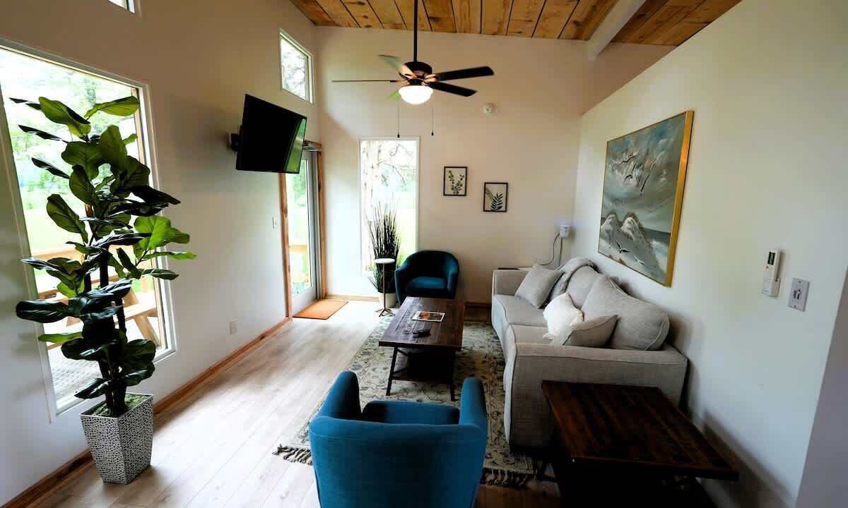 Photo of Livingroom in Locustville