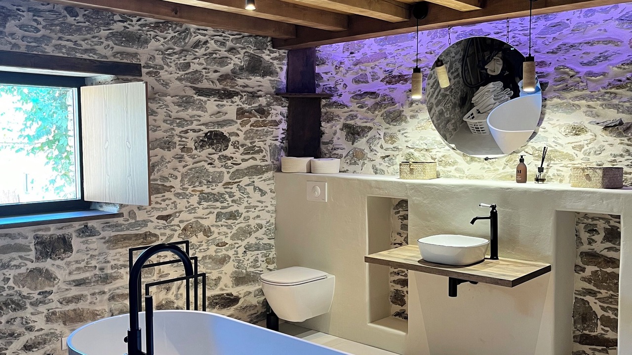 Photo of Bathroom in Murato