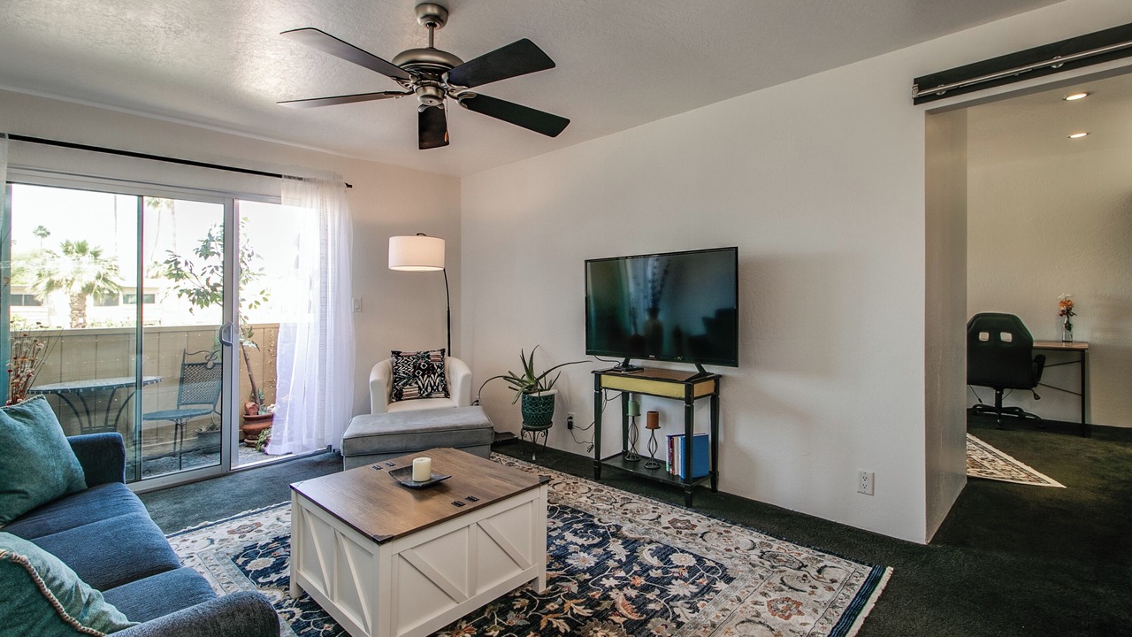 Photo of Livingroom in South Scottsdale