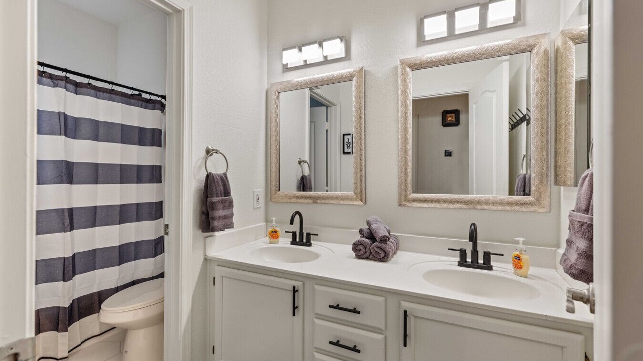 Photo of Bathroom in East Mesa