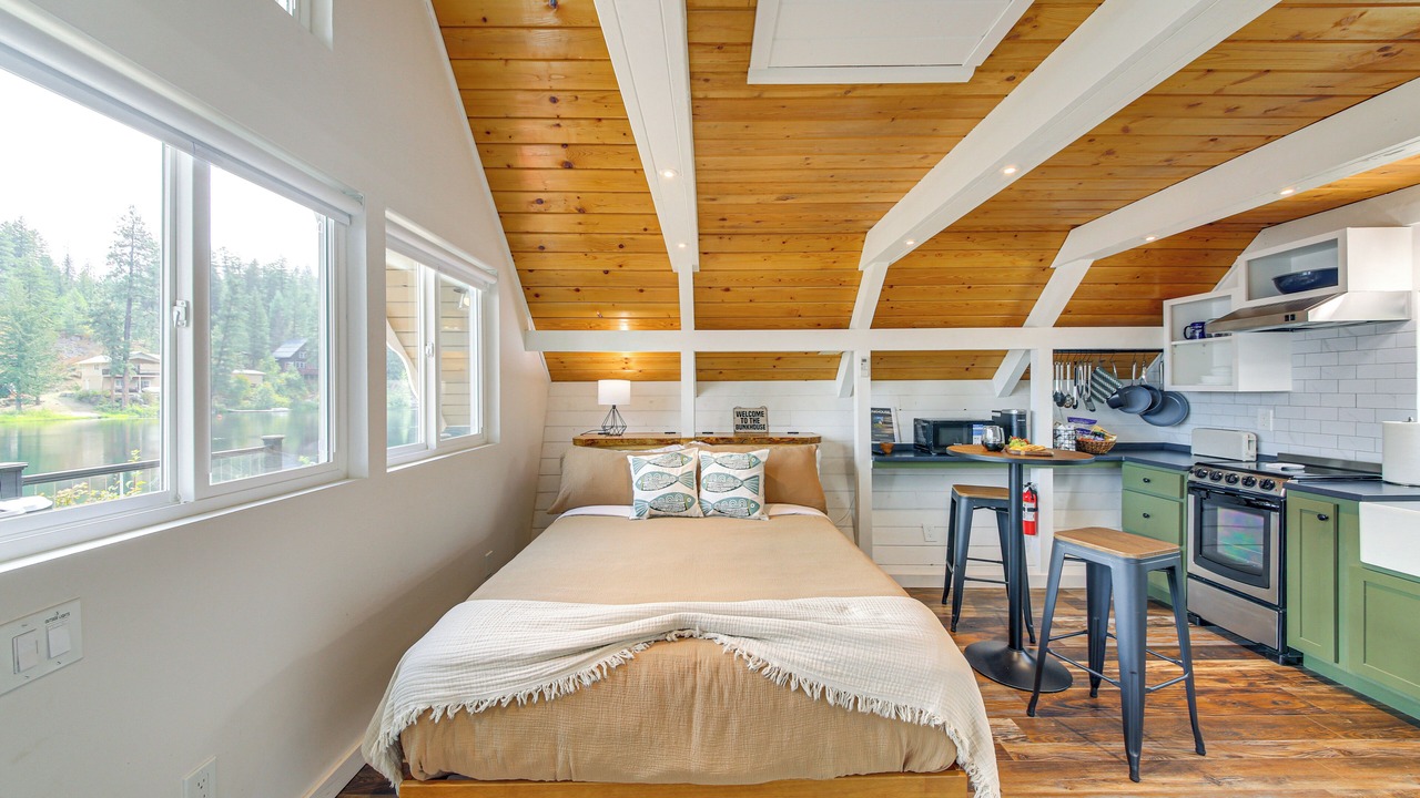 Photo of Bedroom in Newport