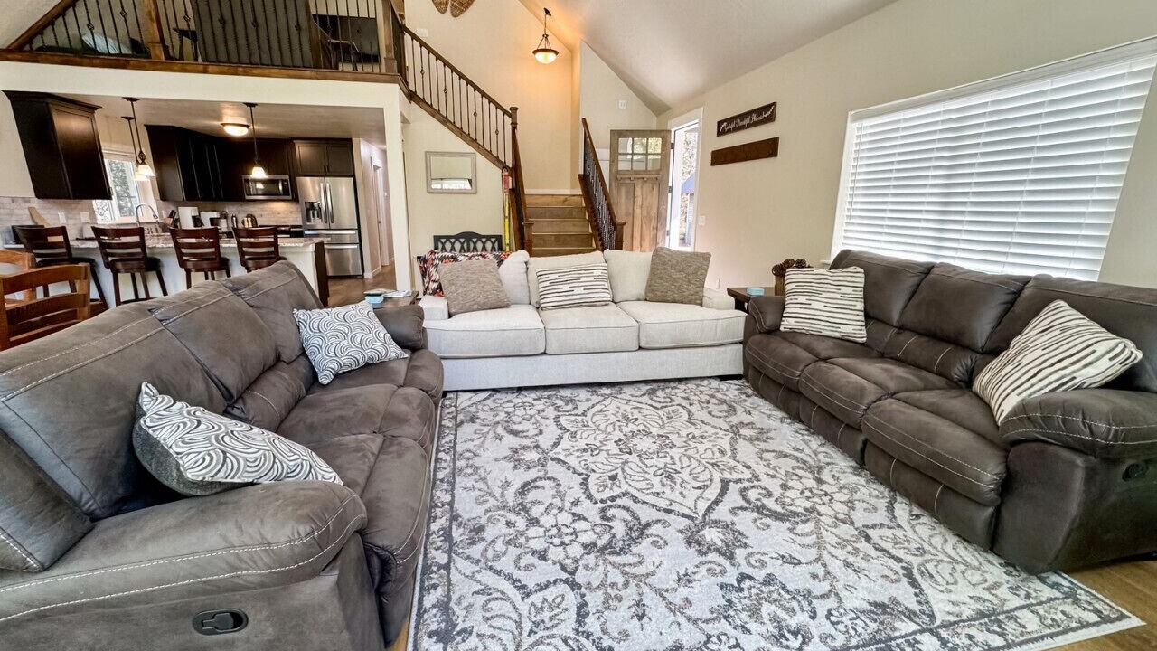 Photo of Livingroom in Tamarack Resort