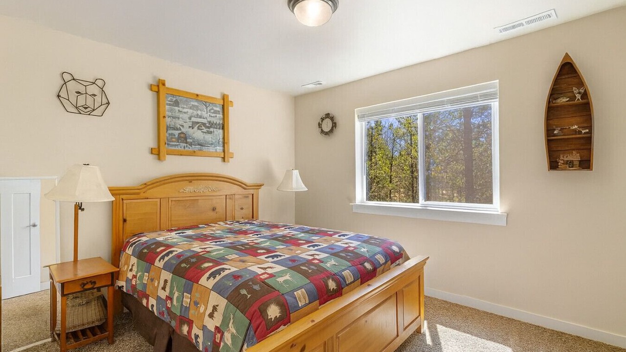 Photo of Bedroom in Tamarack Resort