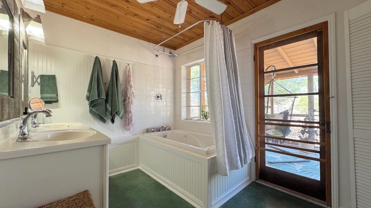Photo of Bathroom in Tucson