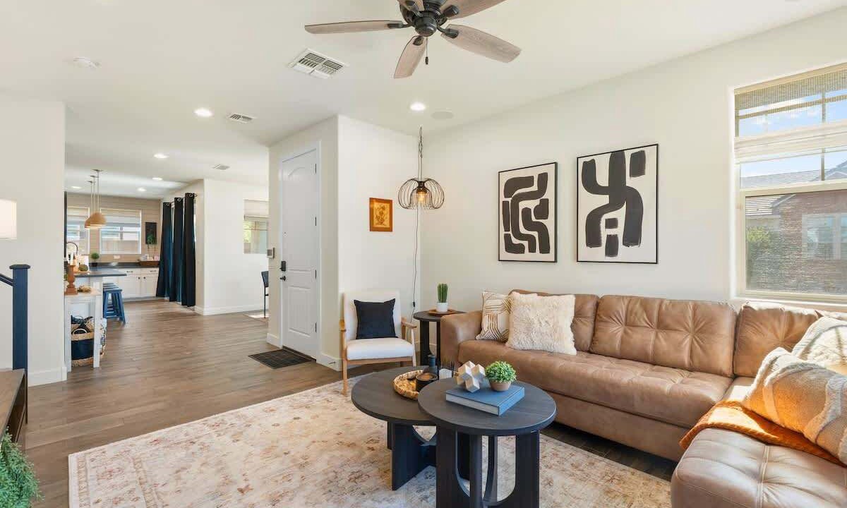 Photo of Livingroom in Chandler