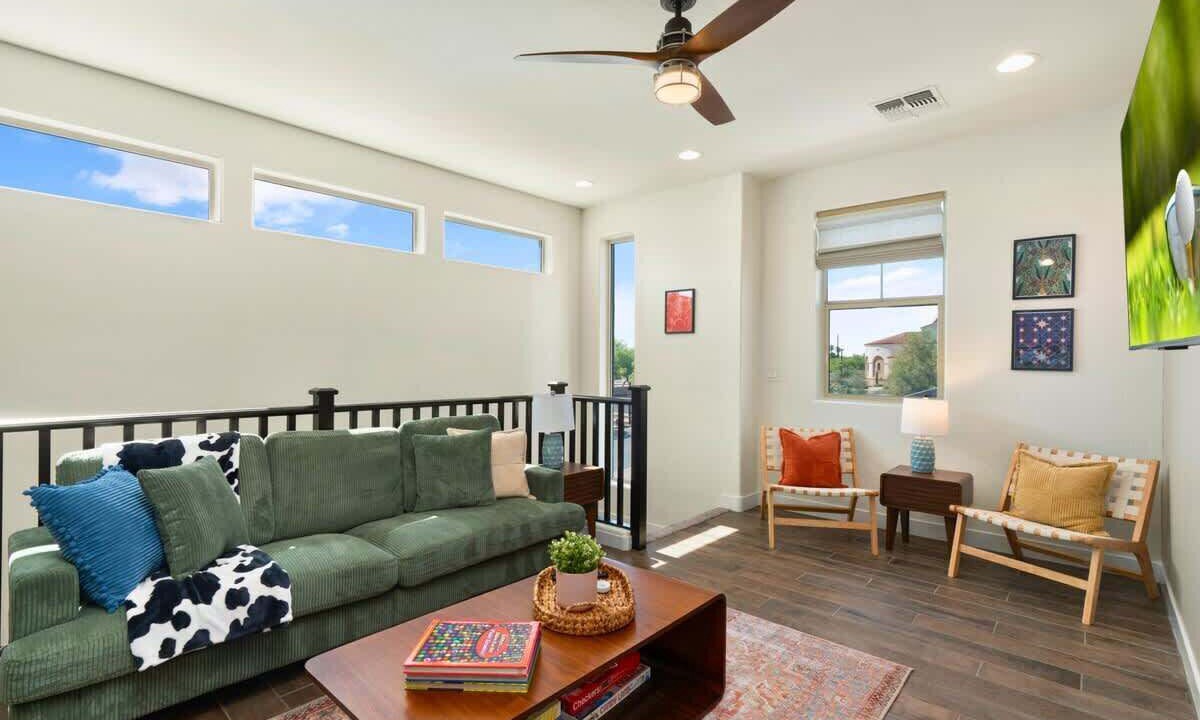 Photo of Livingroom in Chandler