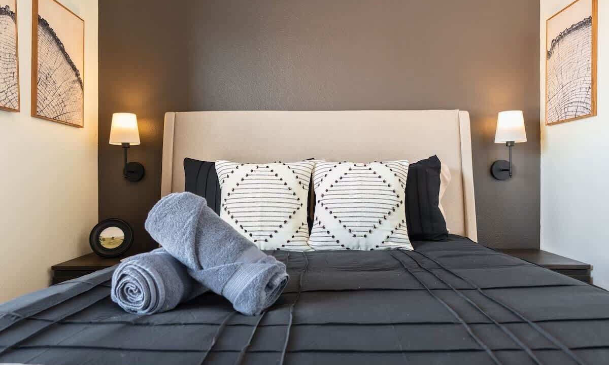 Photo of Bedroom in Glendale