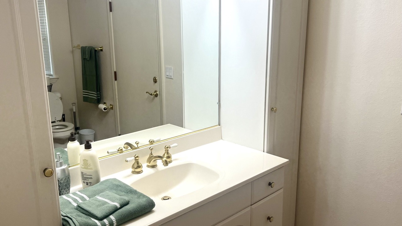 Photo of Bathroom in Merced