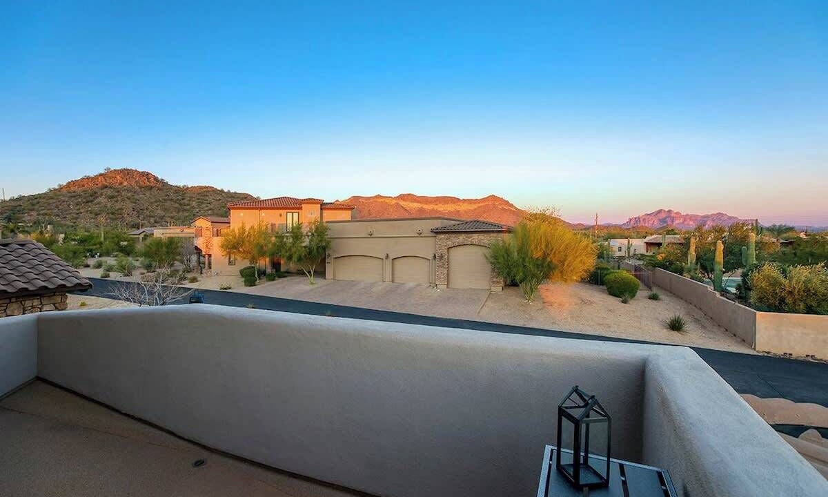 Photo of Patio Balcony in East Mesa