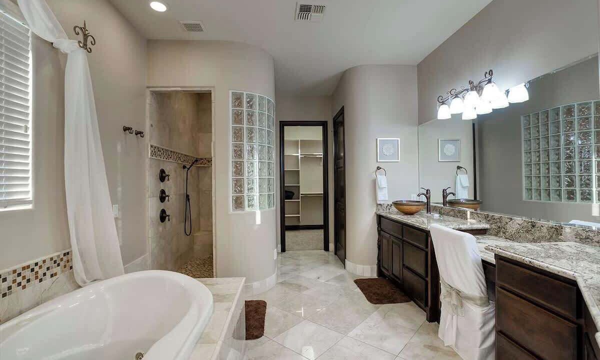 Photo of Bathroom in East Mesa