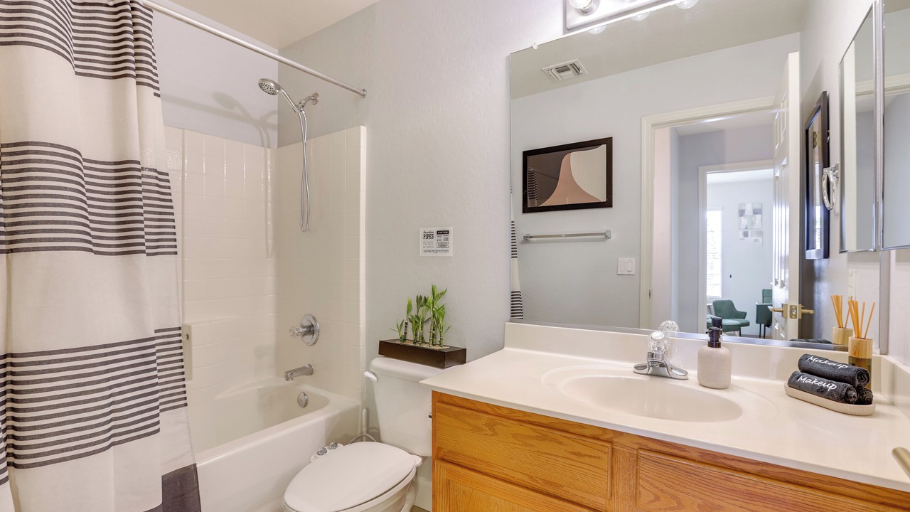 Photo of Bathroom in Mountain Vista Ranch