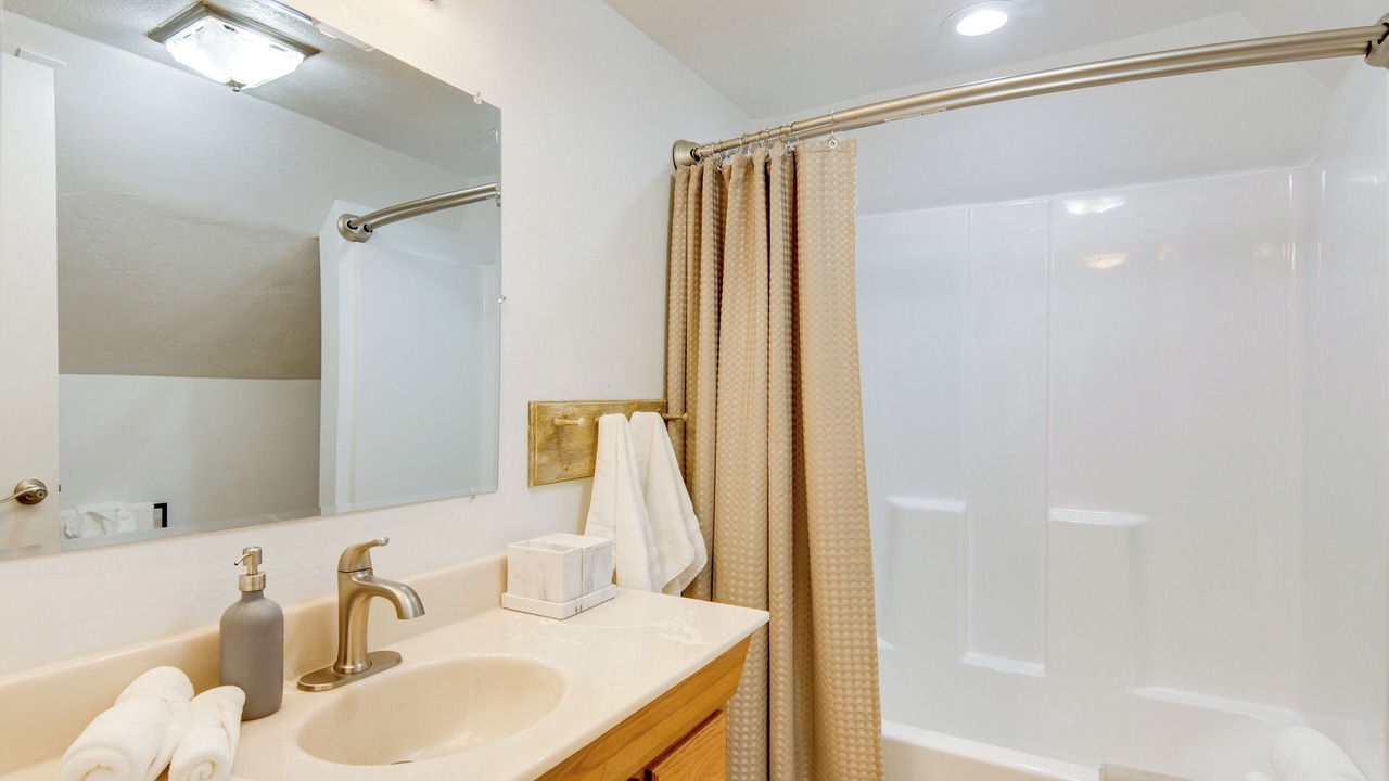 Photo of Bathroom in Richfield