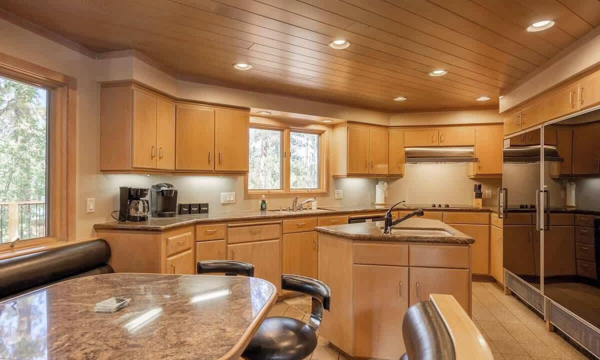 Photo of Kitchen in Evergreen Estates