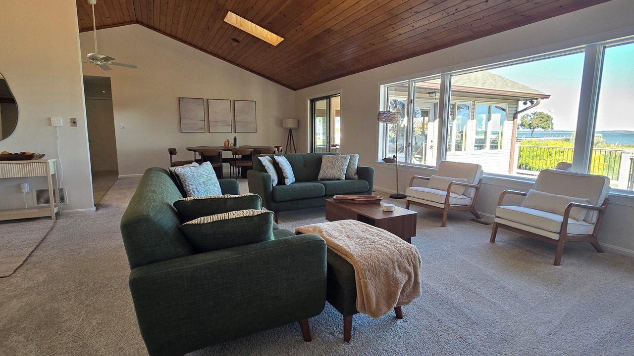 Photo of Livingroom in Kent Narrows