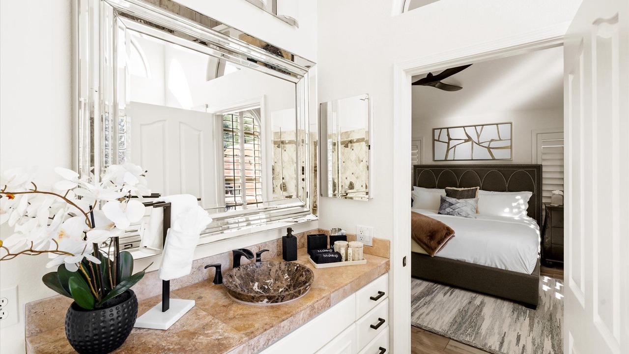 Photo of Bathroom in Desert Ridge