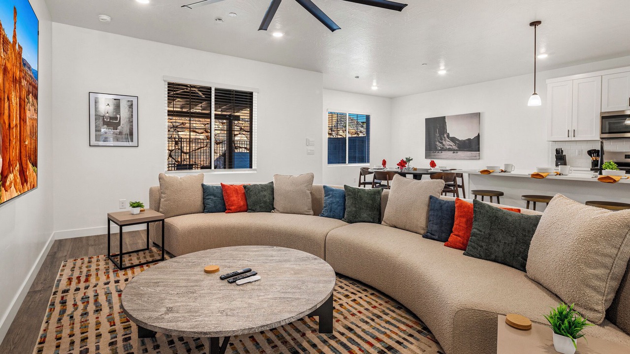 Photo of Livingroom in St. George