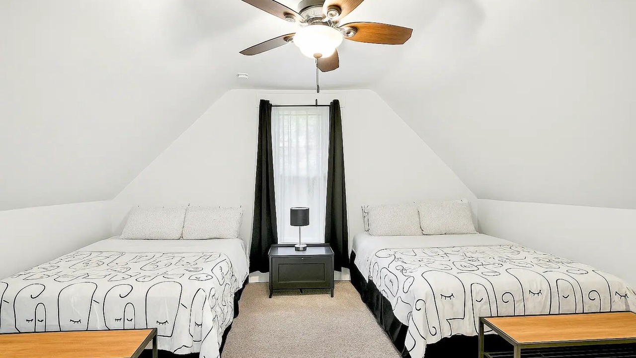 Photo of Bedroom in Holy Cross