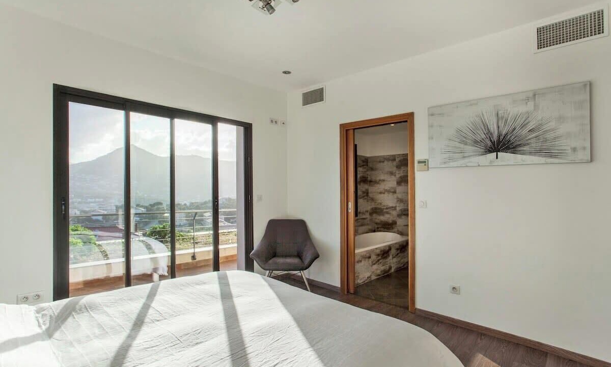 Photo of Bedroom in L'Ile-Rousse