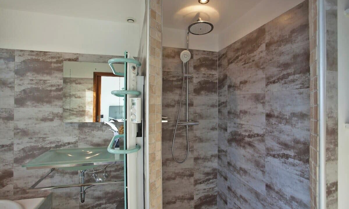 Photo of Bathroom in L'Ile-Rousse