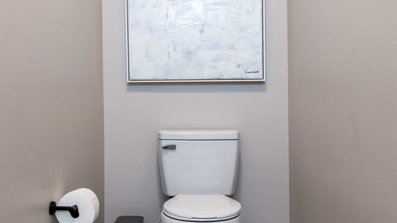 Photo of Bathroom in Shelby Park