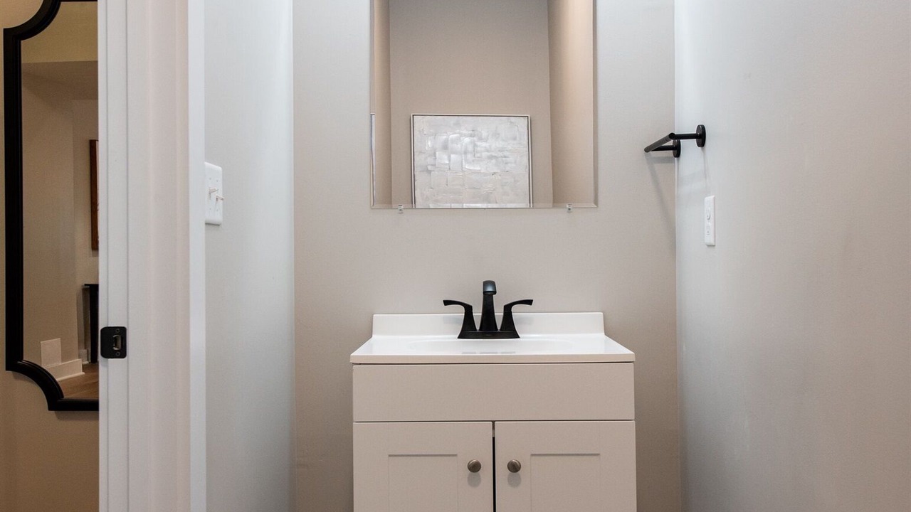 Photo of Bathroom in Shelby Park