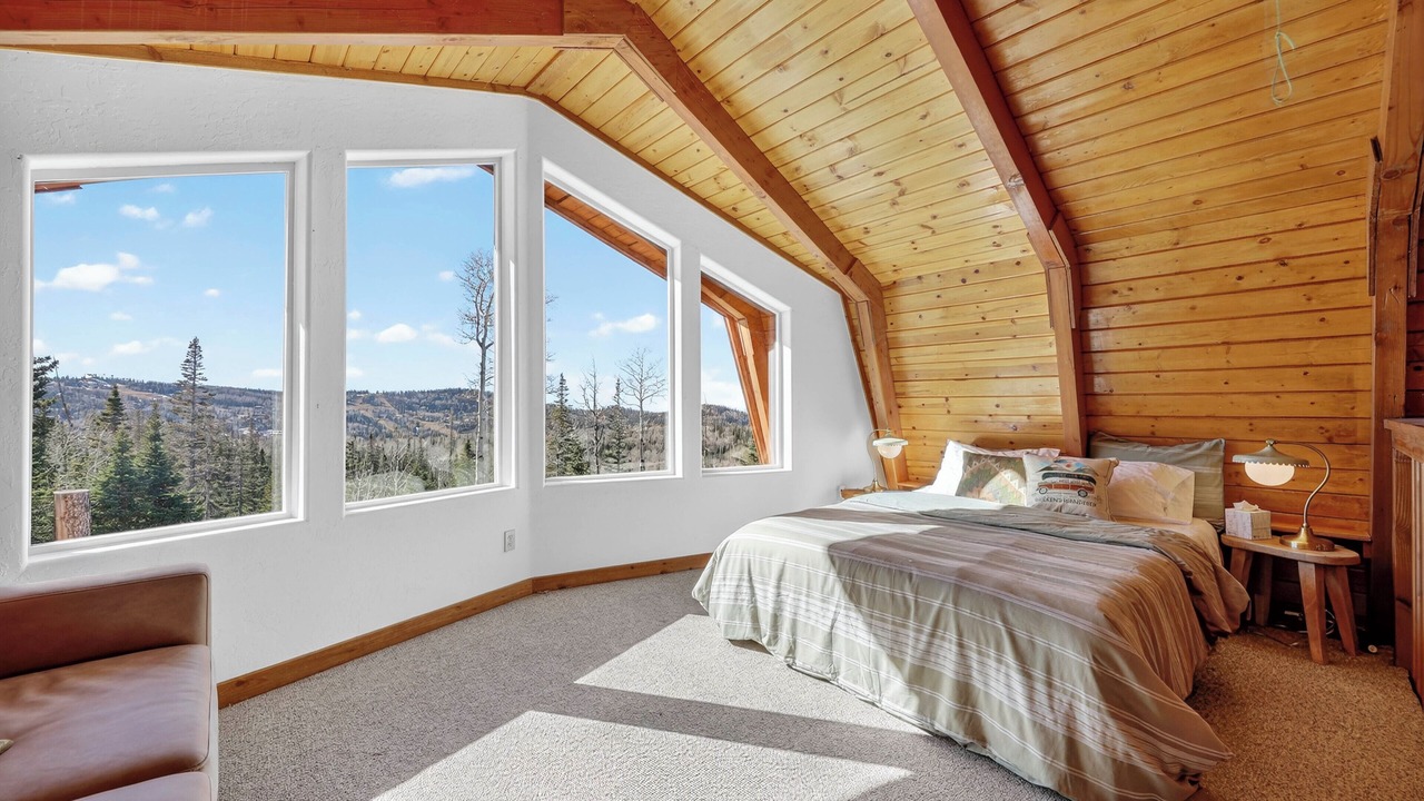 Photo of Bedroom in Steam Engine Meadows