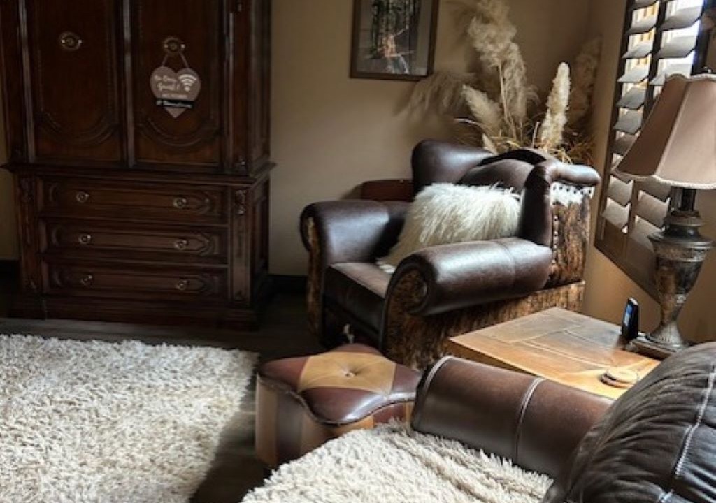 Photo of Livingroom in Dewey-Humboldt