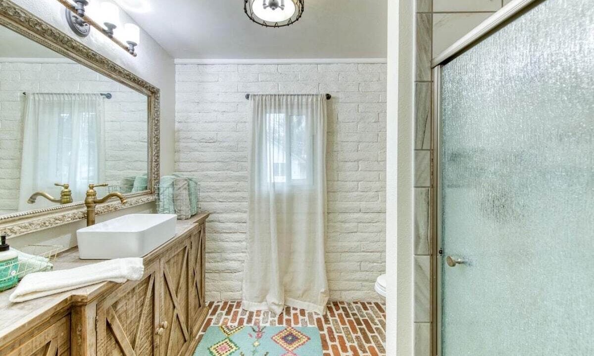 Photo of Bathroom in Coarsegold