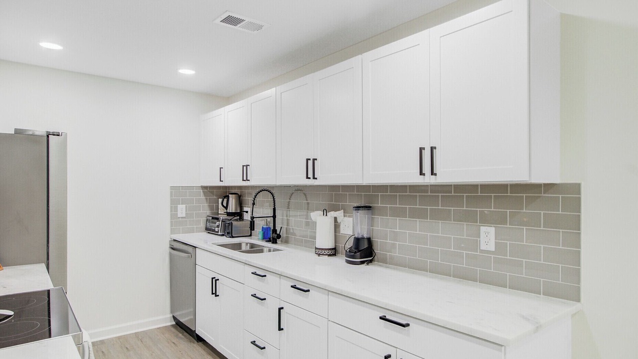 Photo of Kitchen in Summerville Historic District